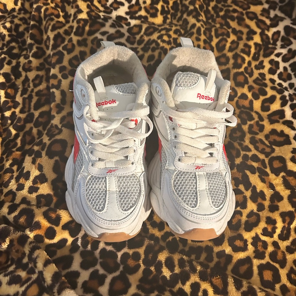 Reebok Womens White and Red Sneakers